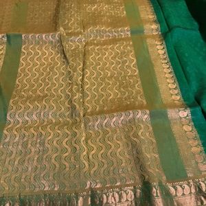Kanchipuram silk saree (silk - poly blend)